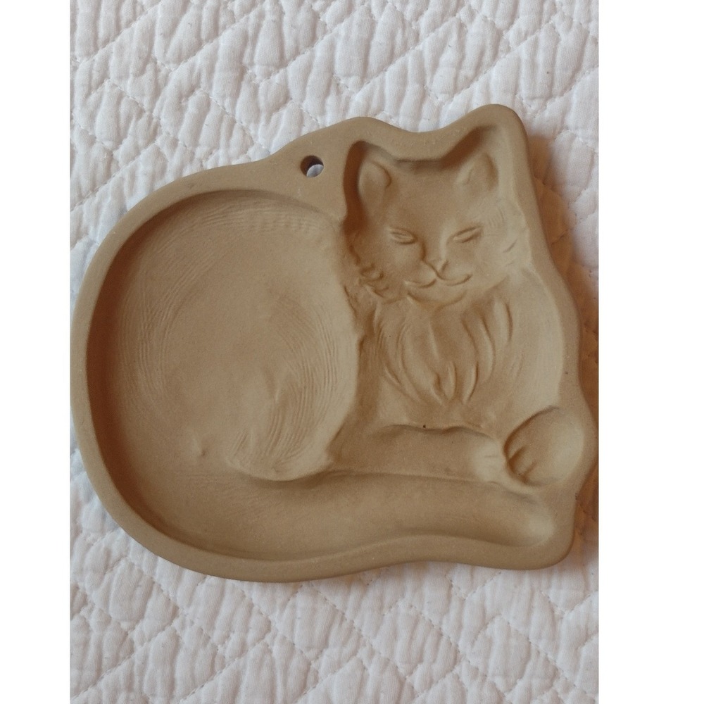 Vintage 1985 Brown Bag Cookie Art Teddy Bear Drummer Terracotta Mold 5.5"